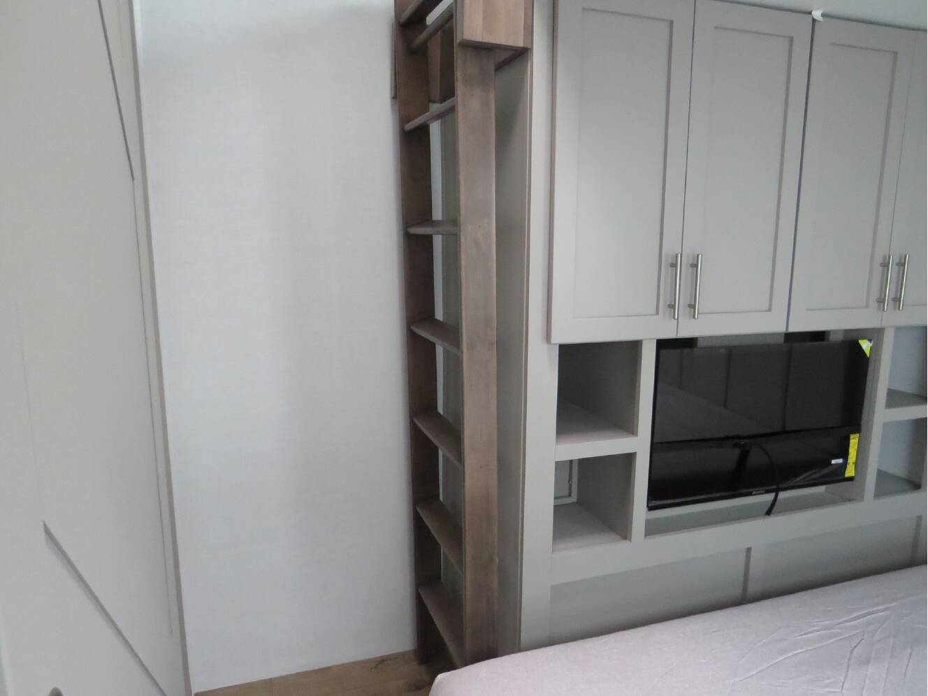 A photo of this 2025 Alliance AVENUE 38DBL