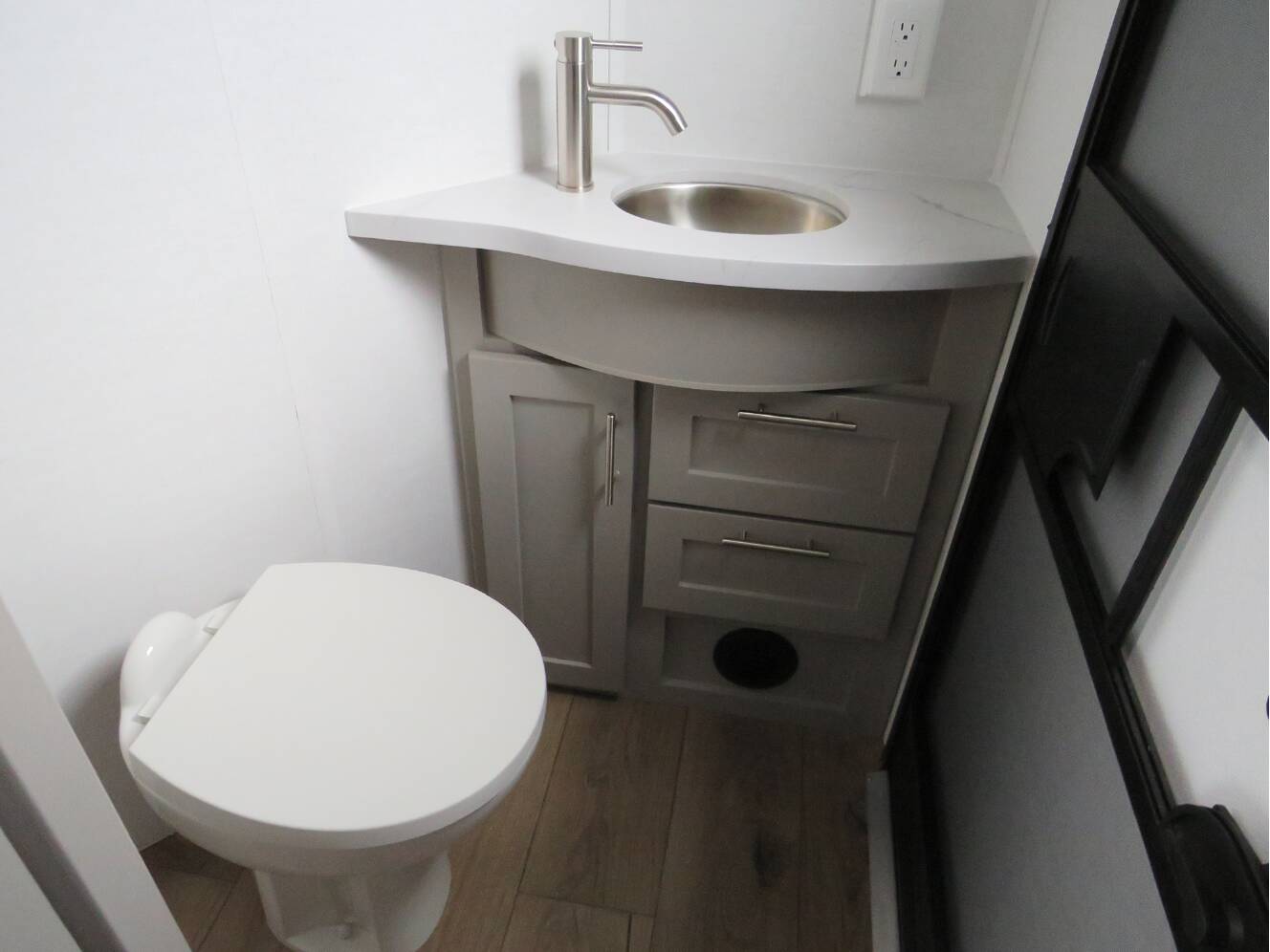 A photo of this 2025 Alliance AVENUE 38DBL
