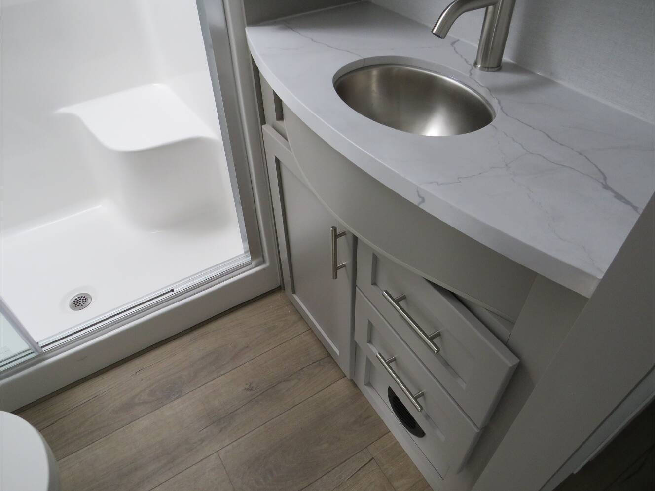 A photo of this 2025 Alliance AVENUE 38DBL
