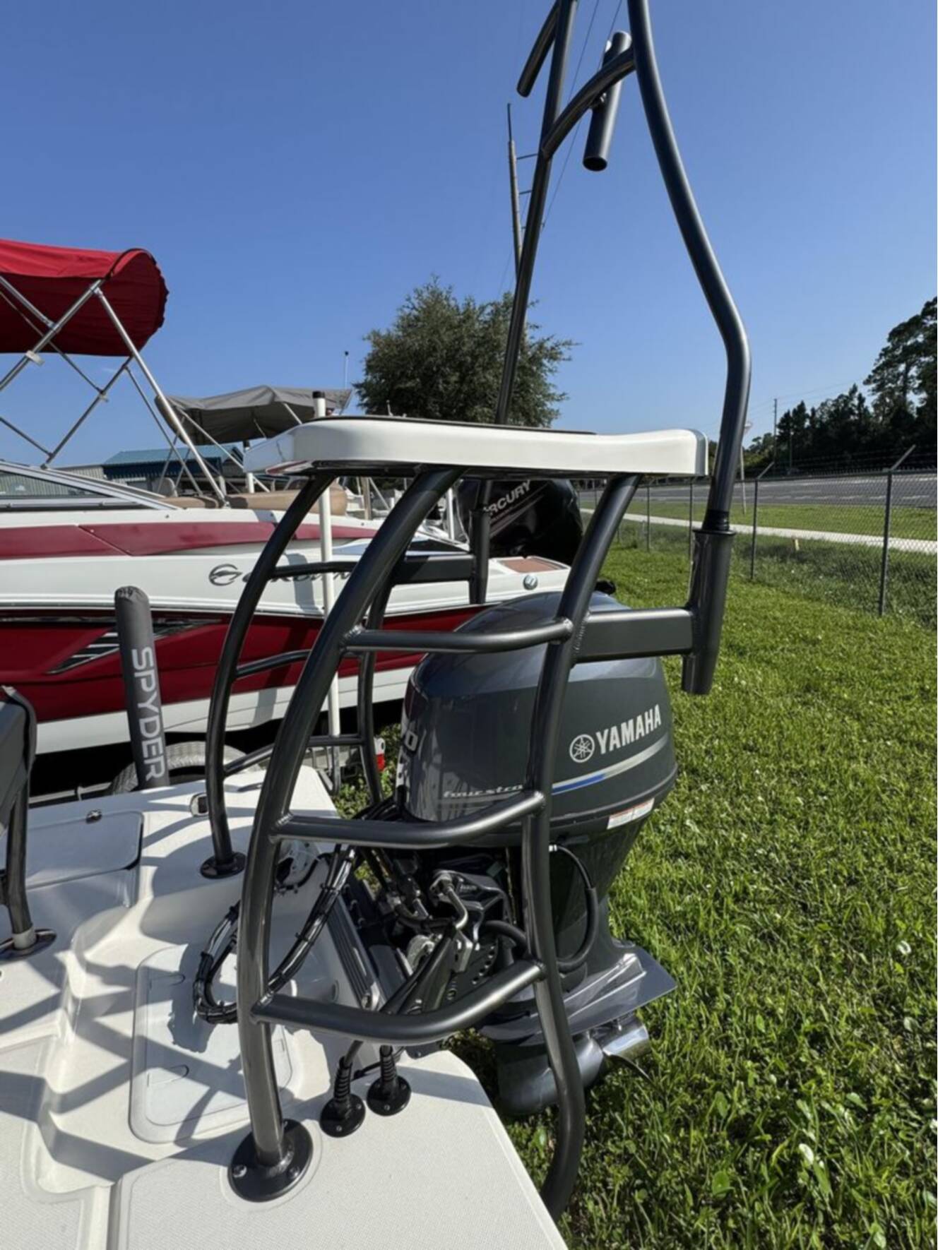A photo of this 2024 Spyder Boats Flicker FX17