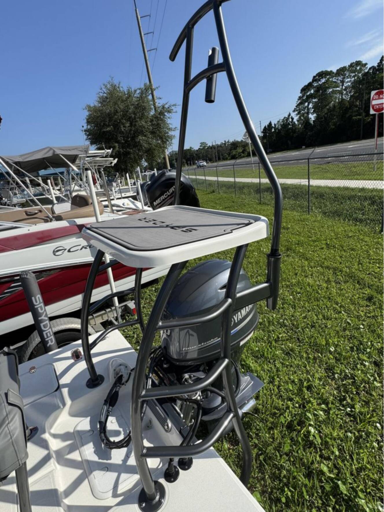 A photo of this 2024 Spyder Boats Flicker FX17