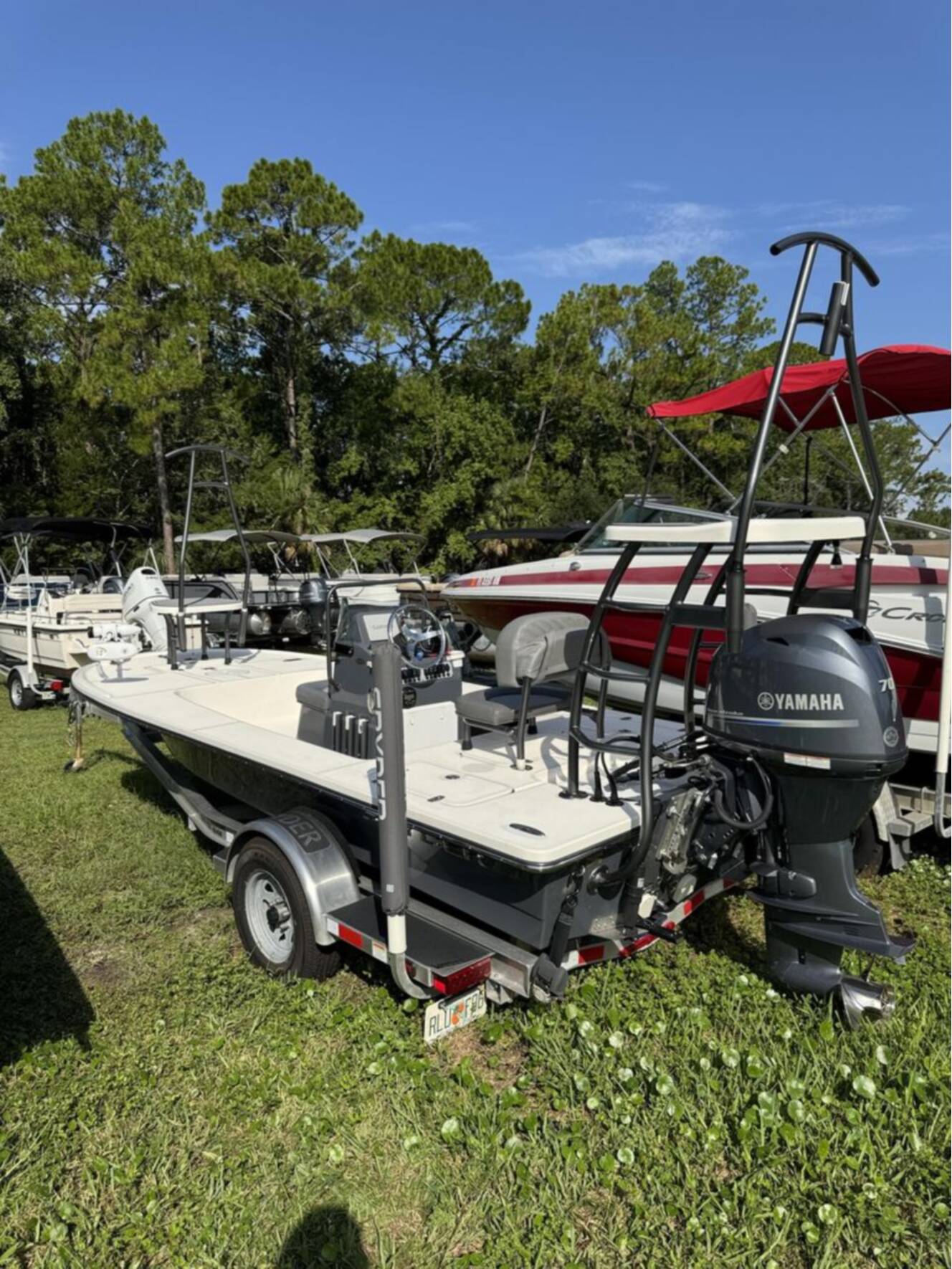 A photo of this 2024 Spyder Boats Flicker FX17