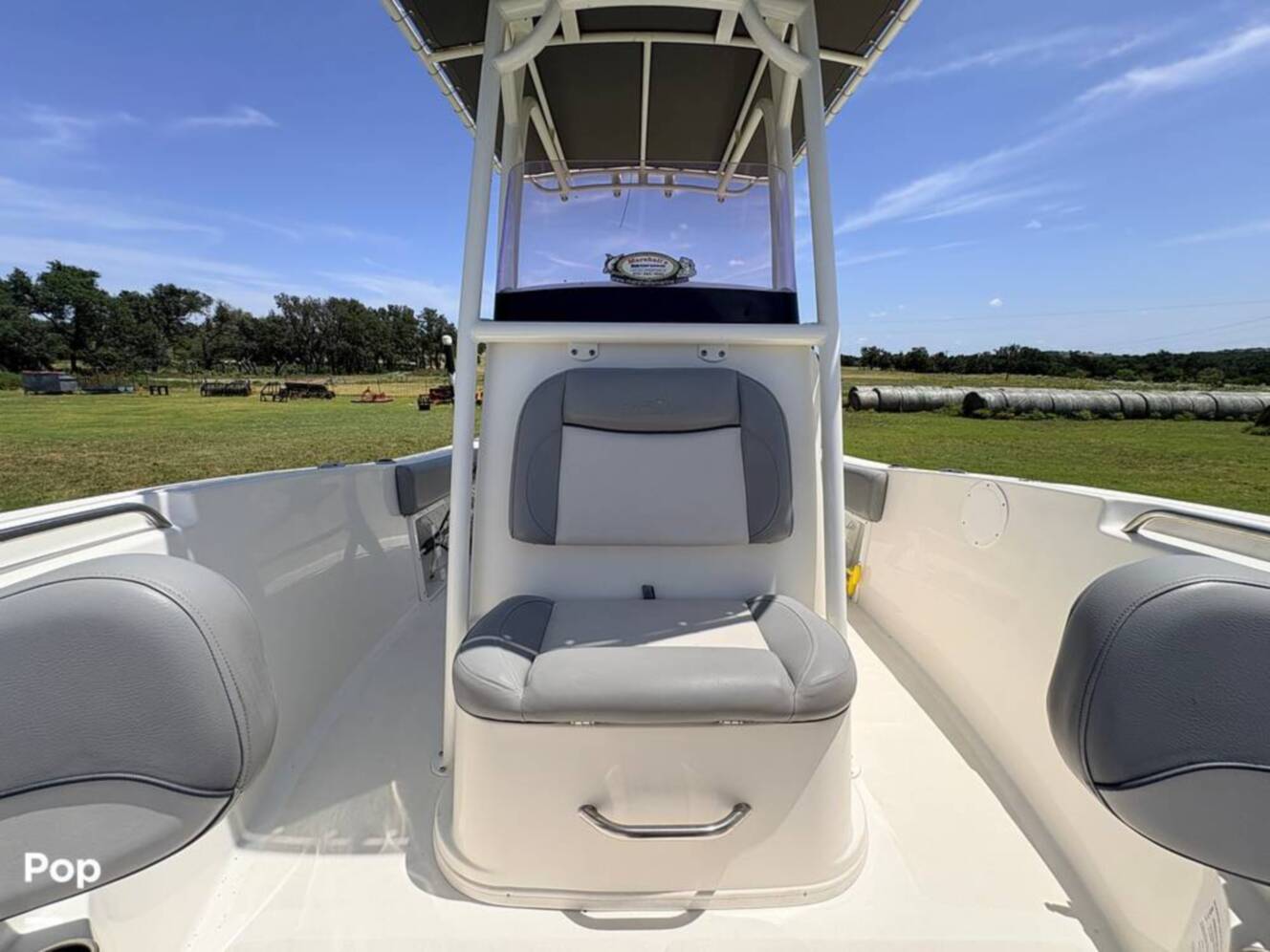 A photo of this 2021 Nauticstar 2102L