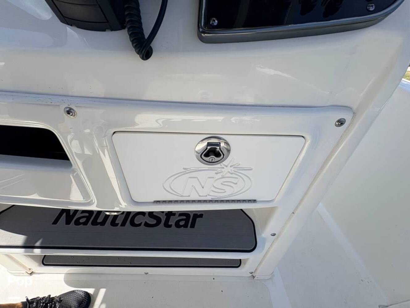 A photo of this 2021 Nauticstar 2102L