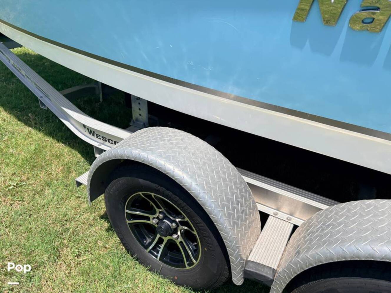 A photo of this 2021 Nauticstar 2102L