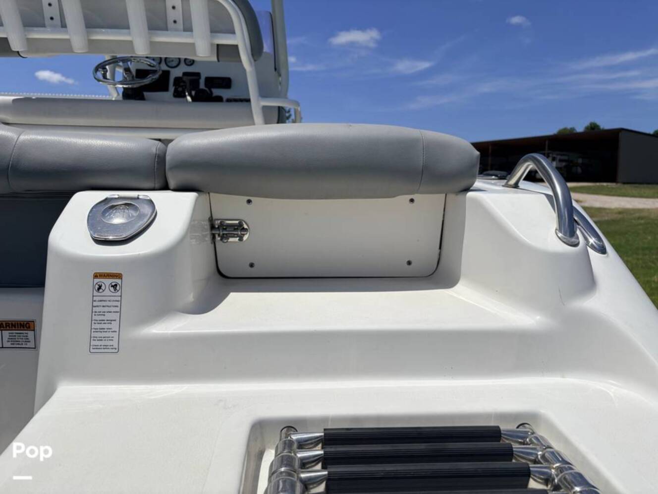 A photo of this 2021 Nauticstar 2102L