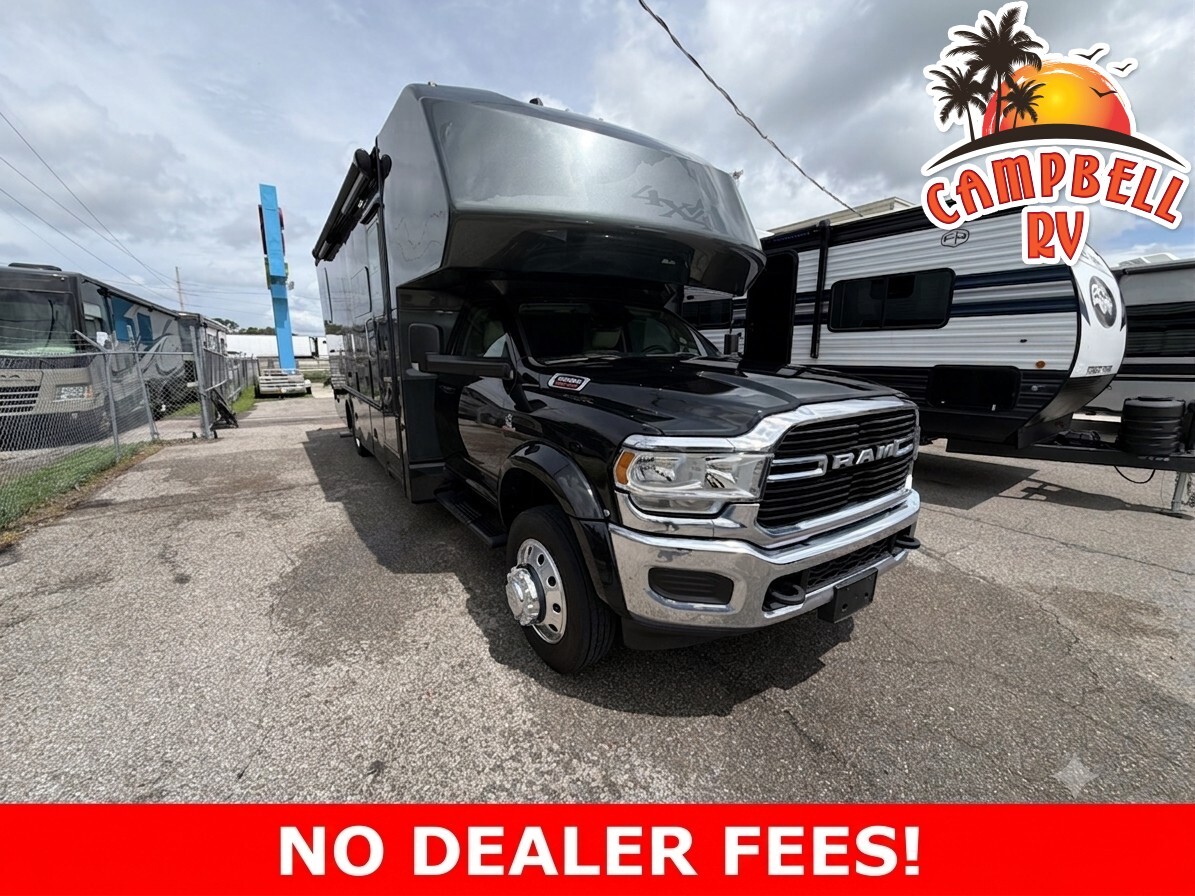 2021 Dynamax Isata 5 Series 30FWD4X4 in sarasota FL