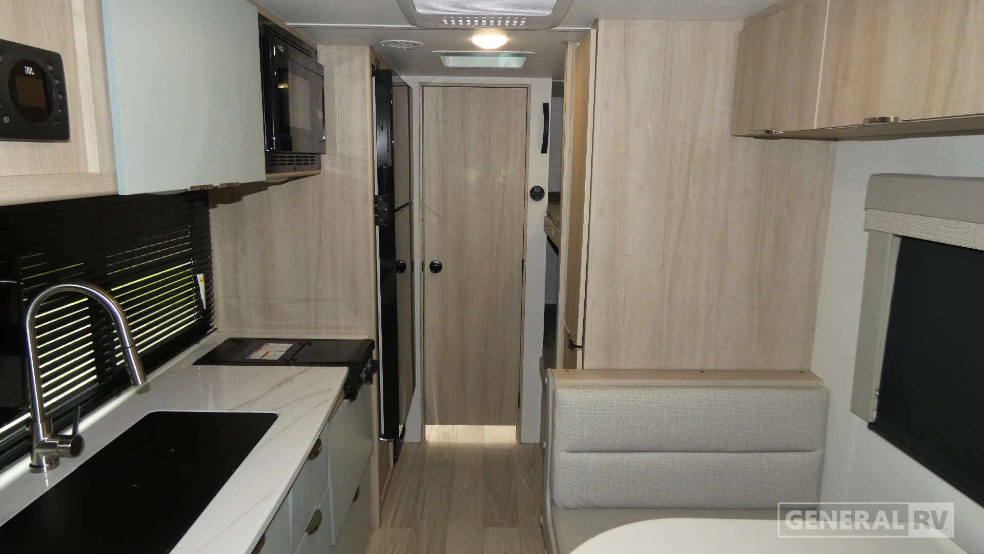 2025 Winnebago MICRO MINNIE 1800BH in dover FL