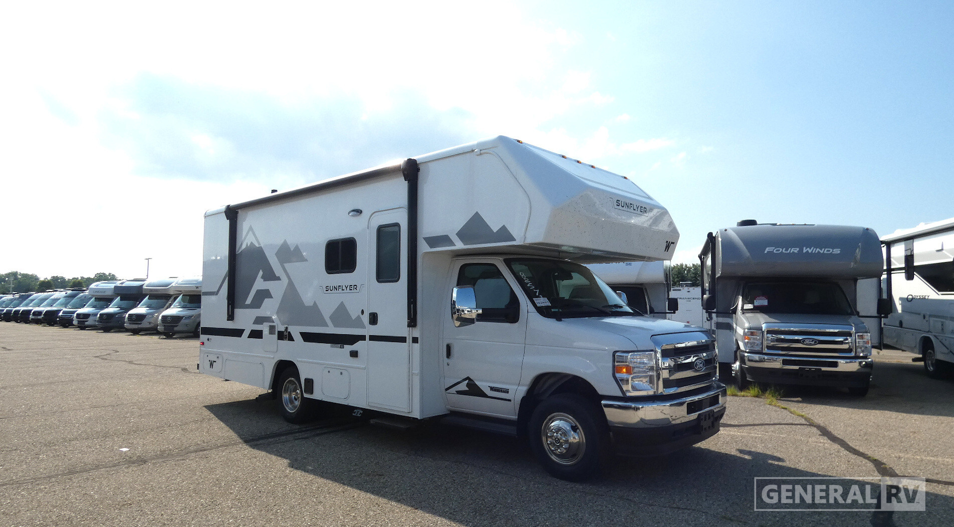 2027 Winnebago SUNFLYER 22RS in wayland MI