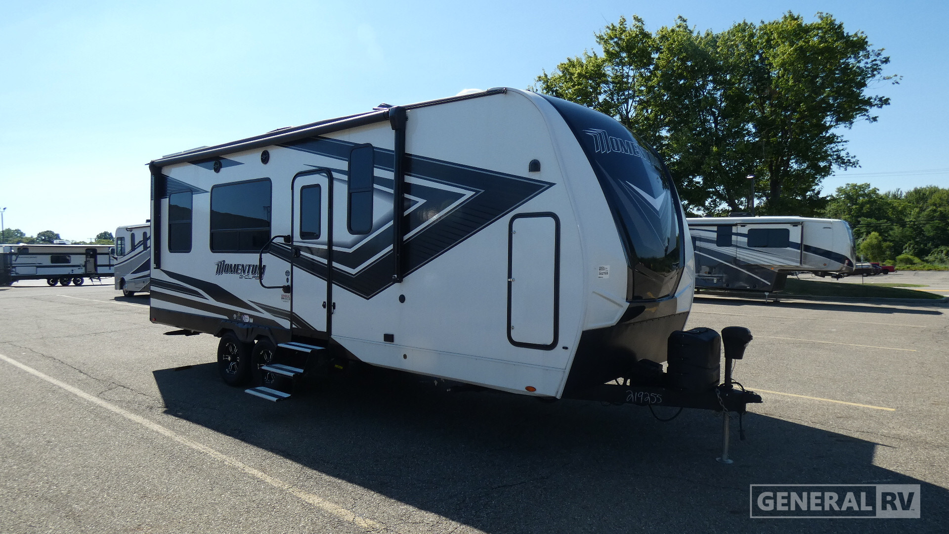 2023 Grand Design Momentum G-Class 23G in north canton OH