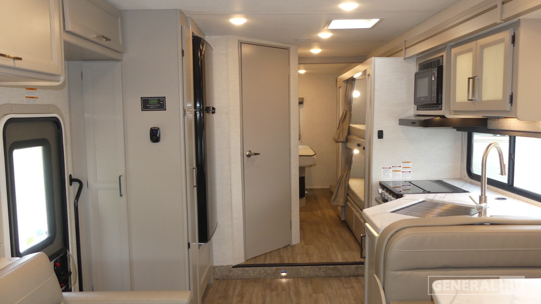 2025 Thor Motor Coach Coleman 31CM in ashland VA