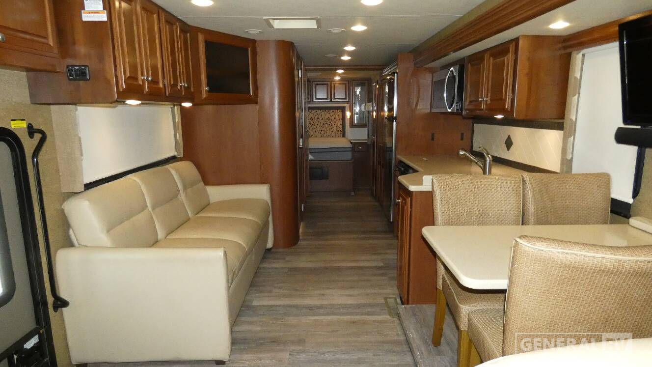 A photo of this 2014 Thor Motor Coach PALAZZO 33.2