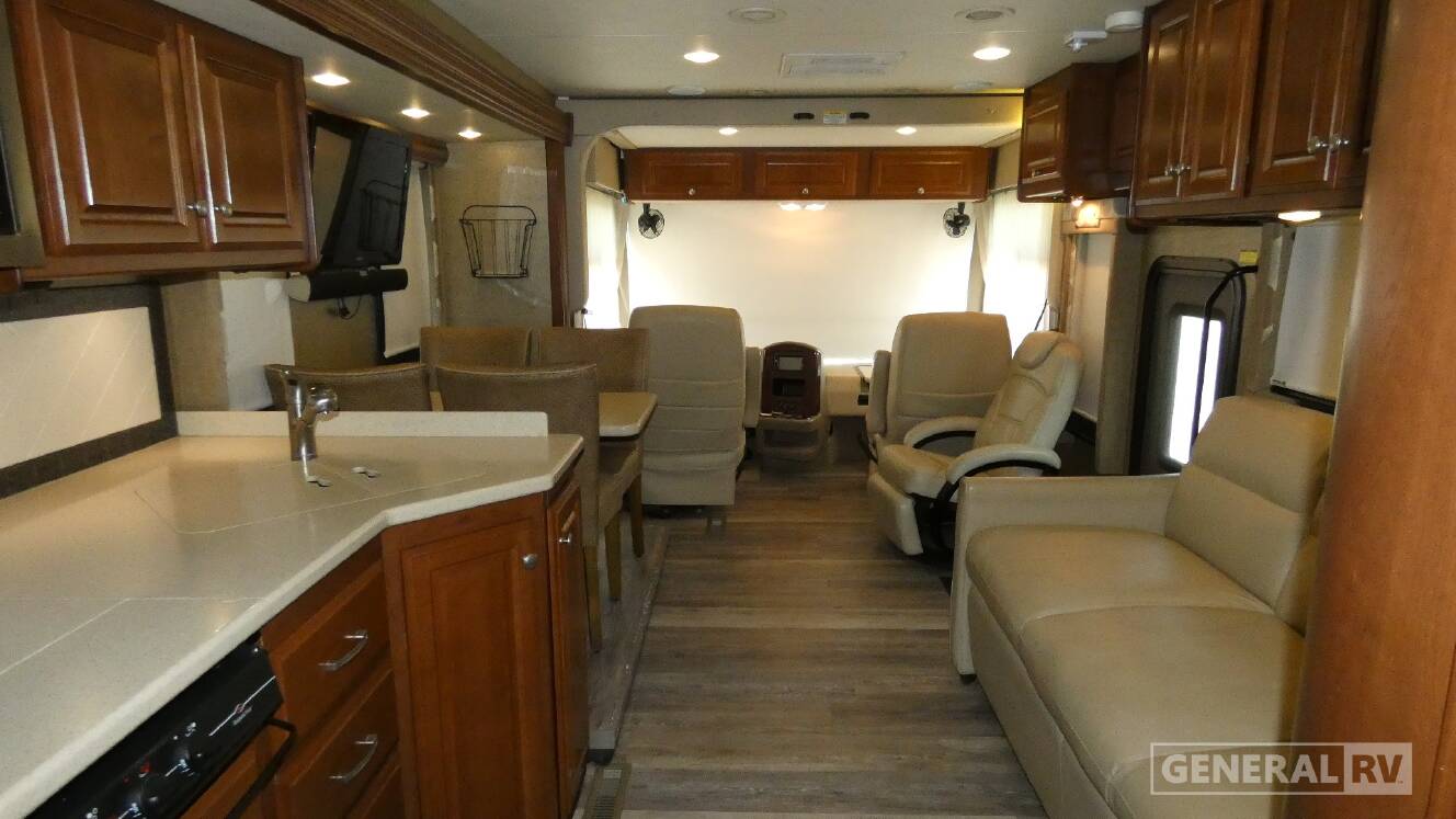 A photo of this 2014 Thor Motor Coach PALAZZO 33.2