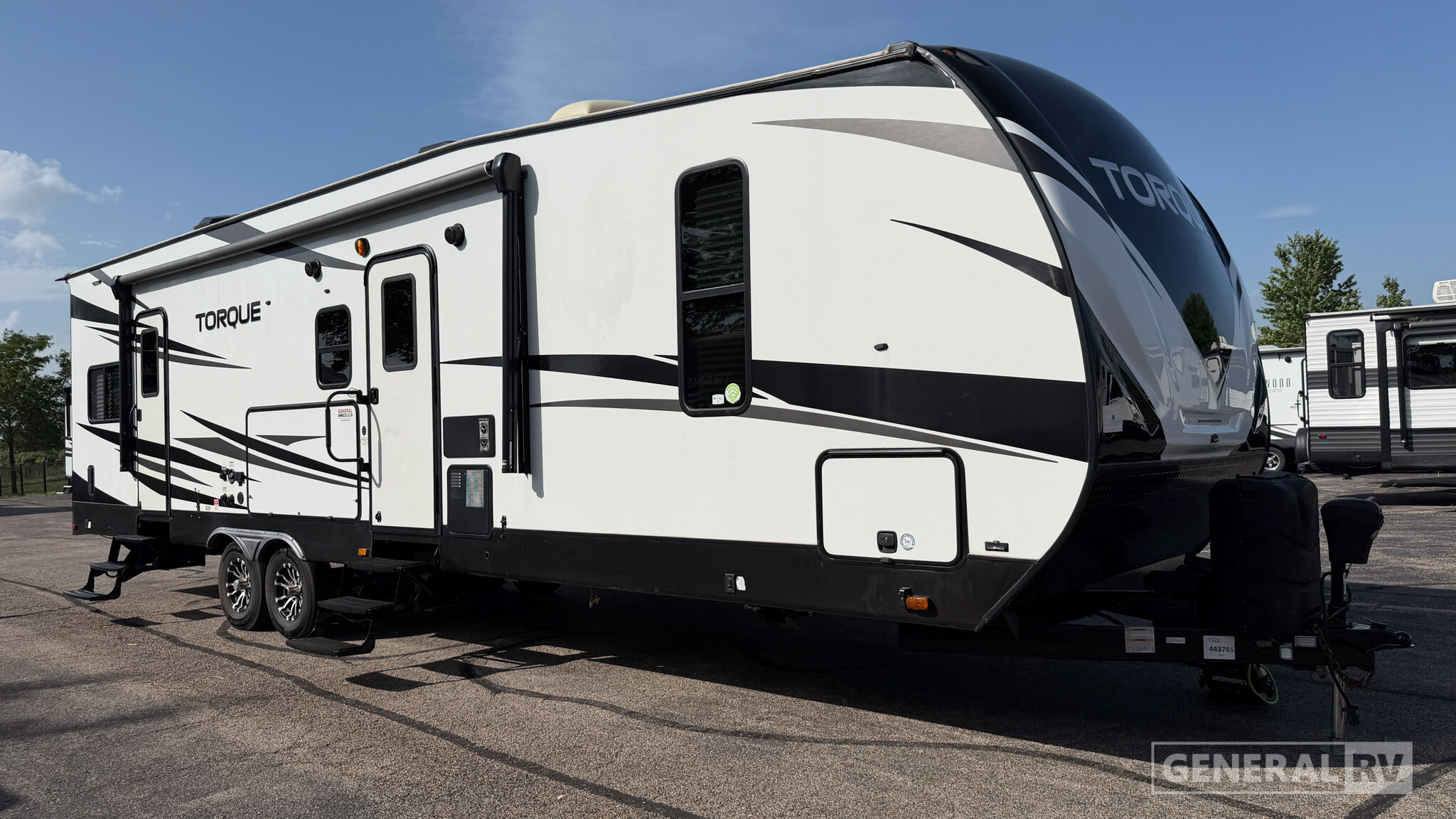 2021 Heartland TORQUE 322 Travel Trailer Toy Hauler RV