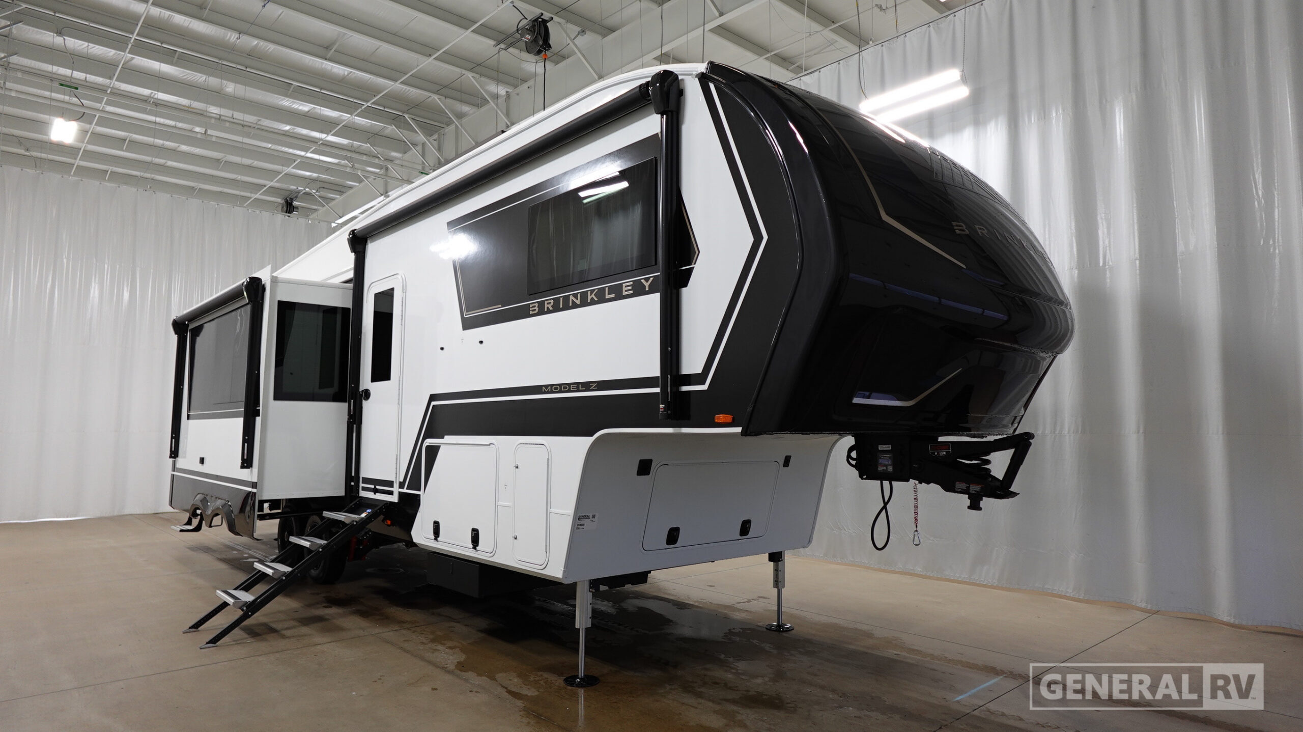 2027 Brinkley MODEL Z 3210 in winter garden FL