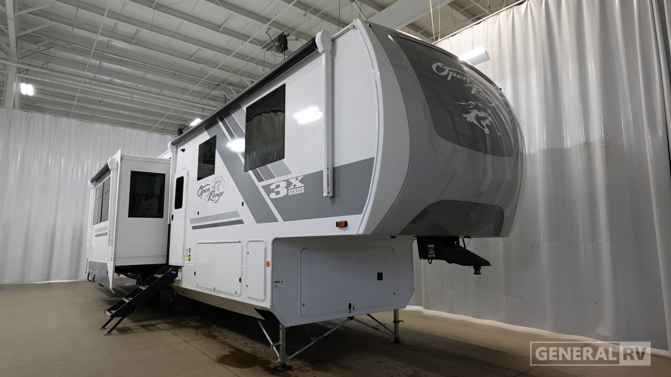 2026 Highland Ridge Rv OPEN RANGE 3X 393TBR in north canton OH
