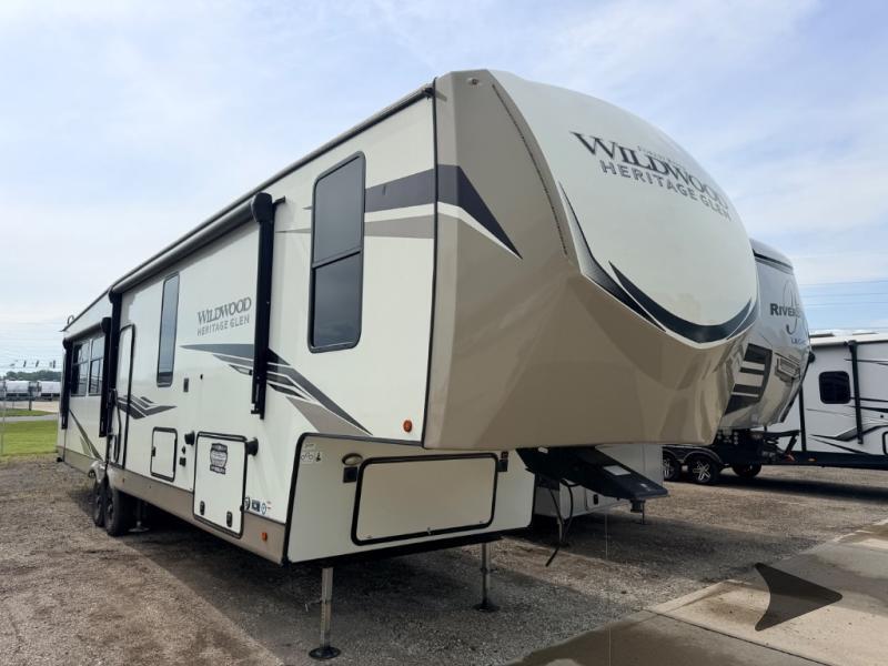 2022 Forest River Rv Wildwood Heritage Glen 369BL in anderson IN