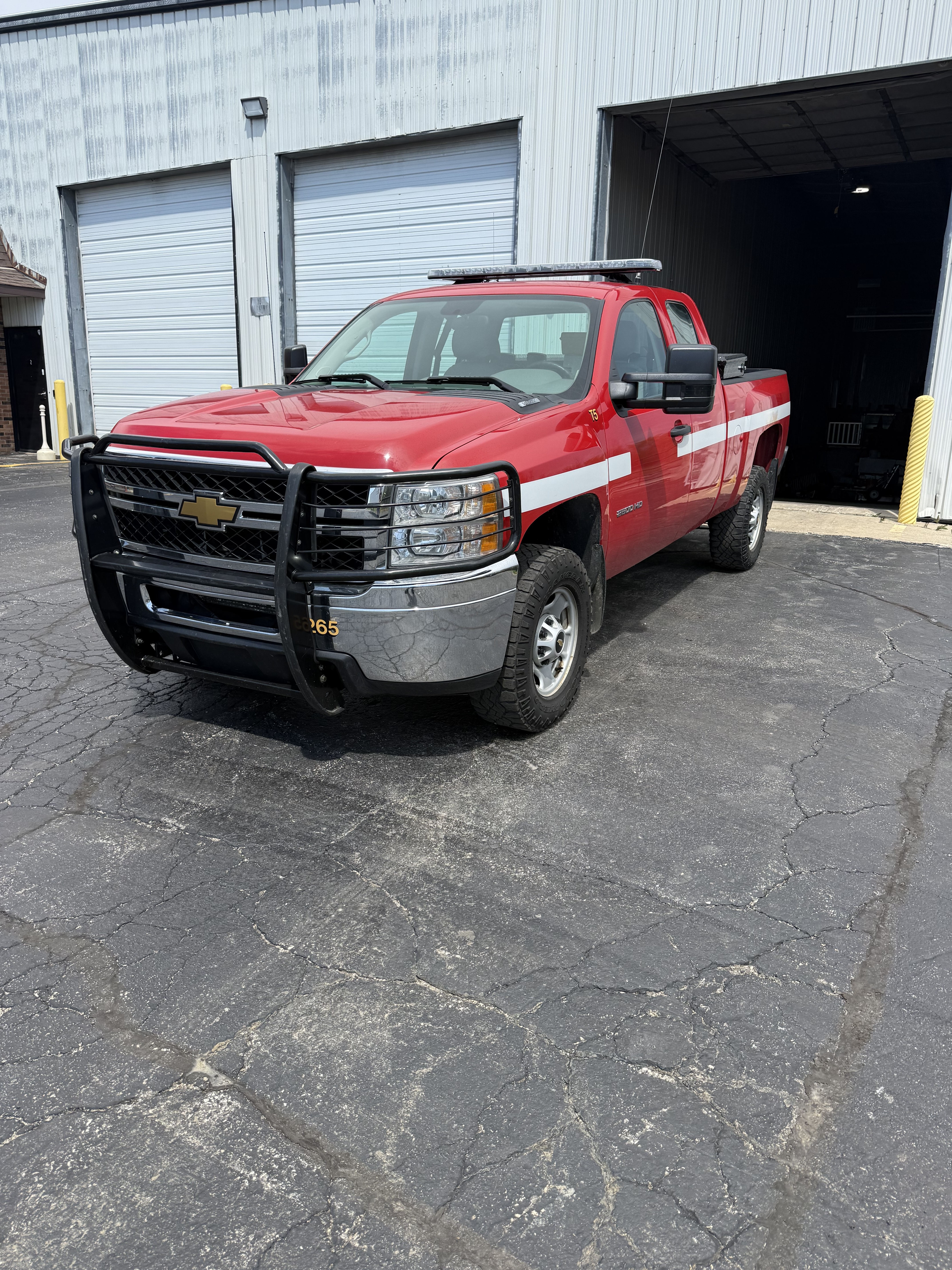 2013 CHEVROLET SILVERADO 2500HD WT WT in Lindenhurst, IL