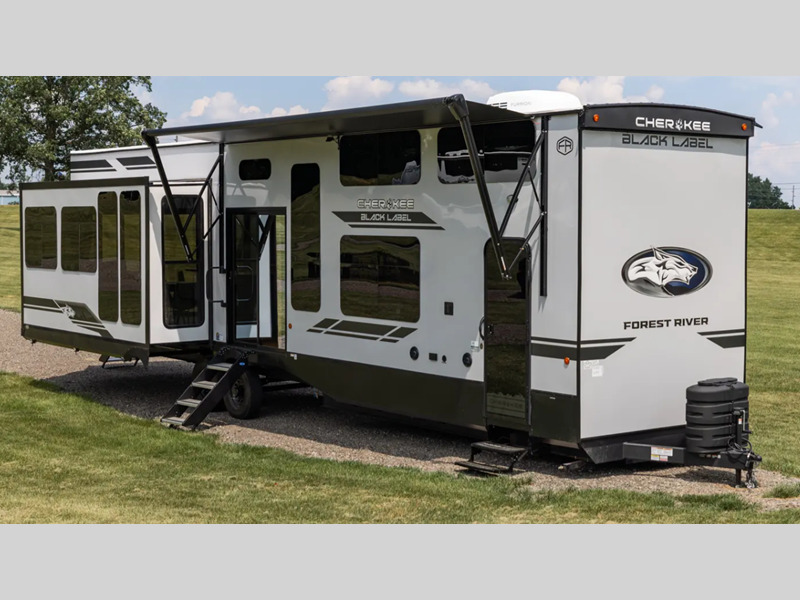 2026 Forest River Rv Cherokee Timberwolf Black Label 39JMBL in lagrange GA