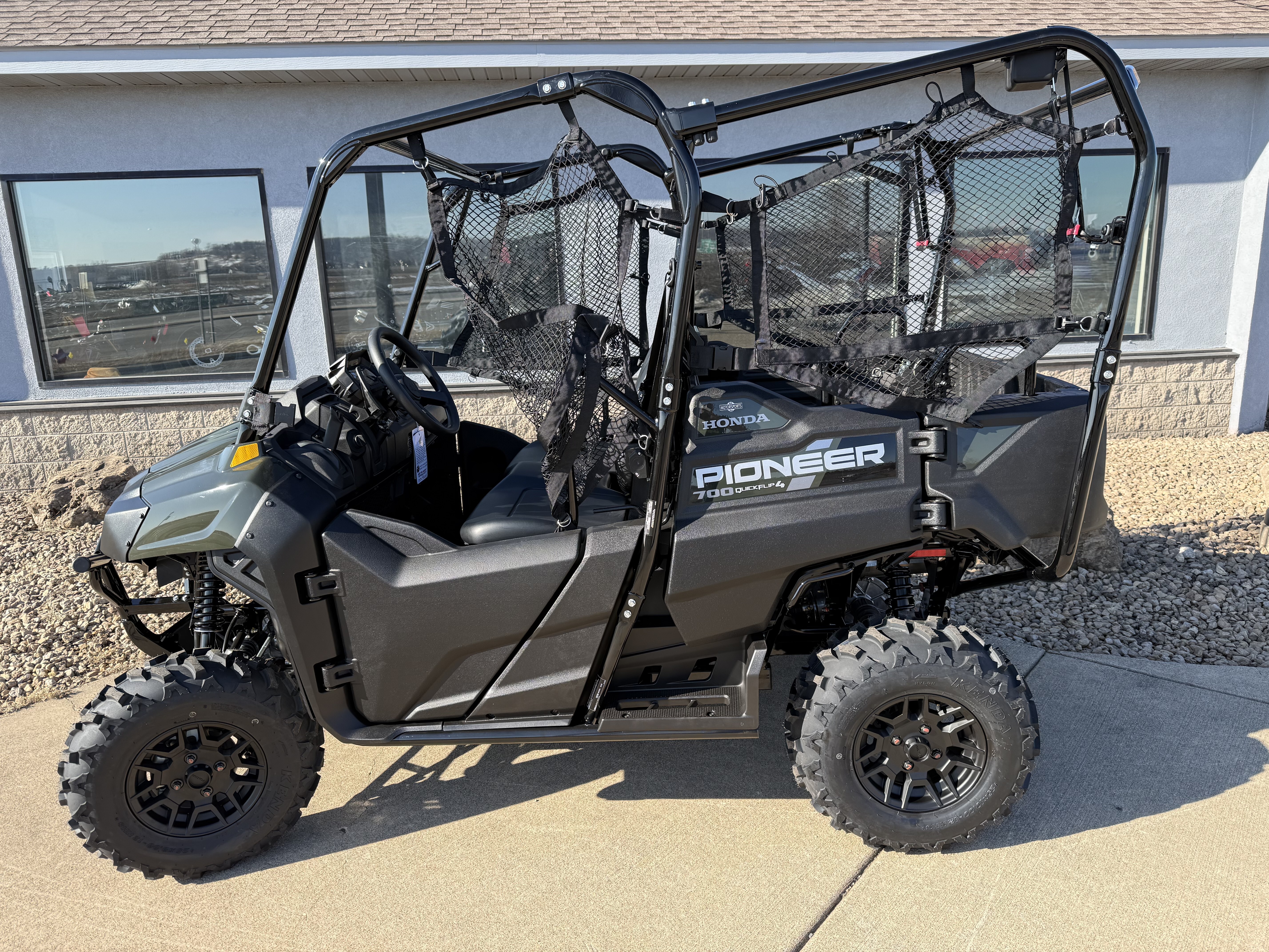 2026 Honda Pioneer 700-4 Deluxe in belle plaine MN