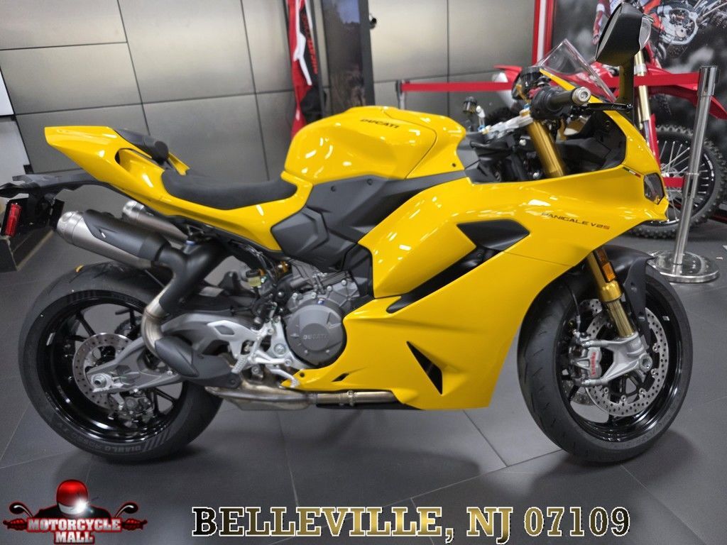 2026 Ducati Panigale V2 S Ducati Yellow V2 S in Belleville, NJ