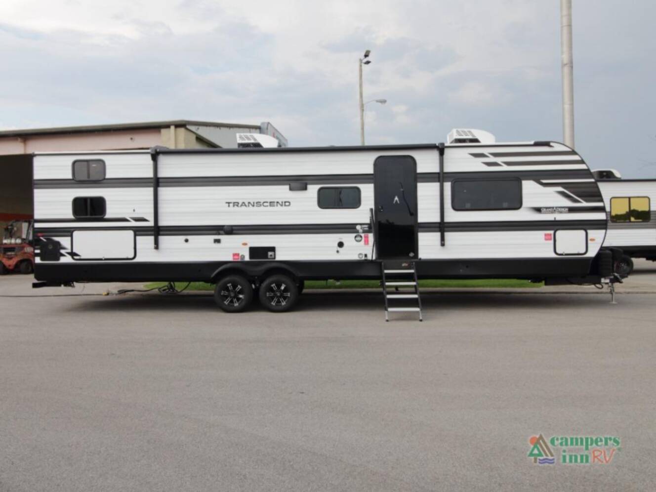 A photo of this 2027 Grand Design Transcend Xplor 335BHT