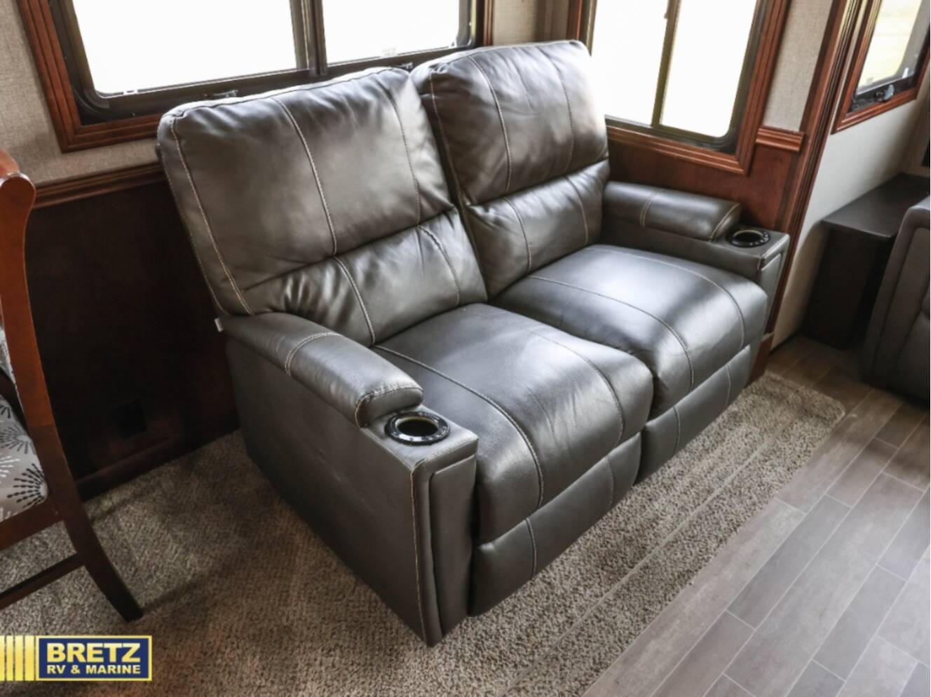 A photo of this 2019 Jayco Pinnacle 36SSWS
