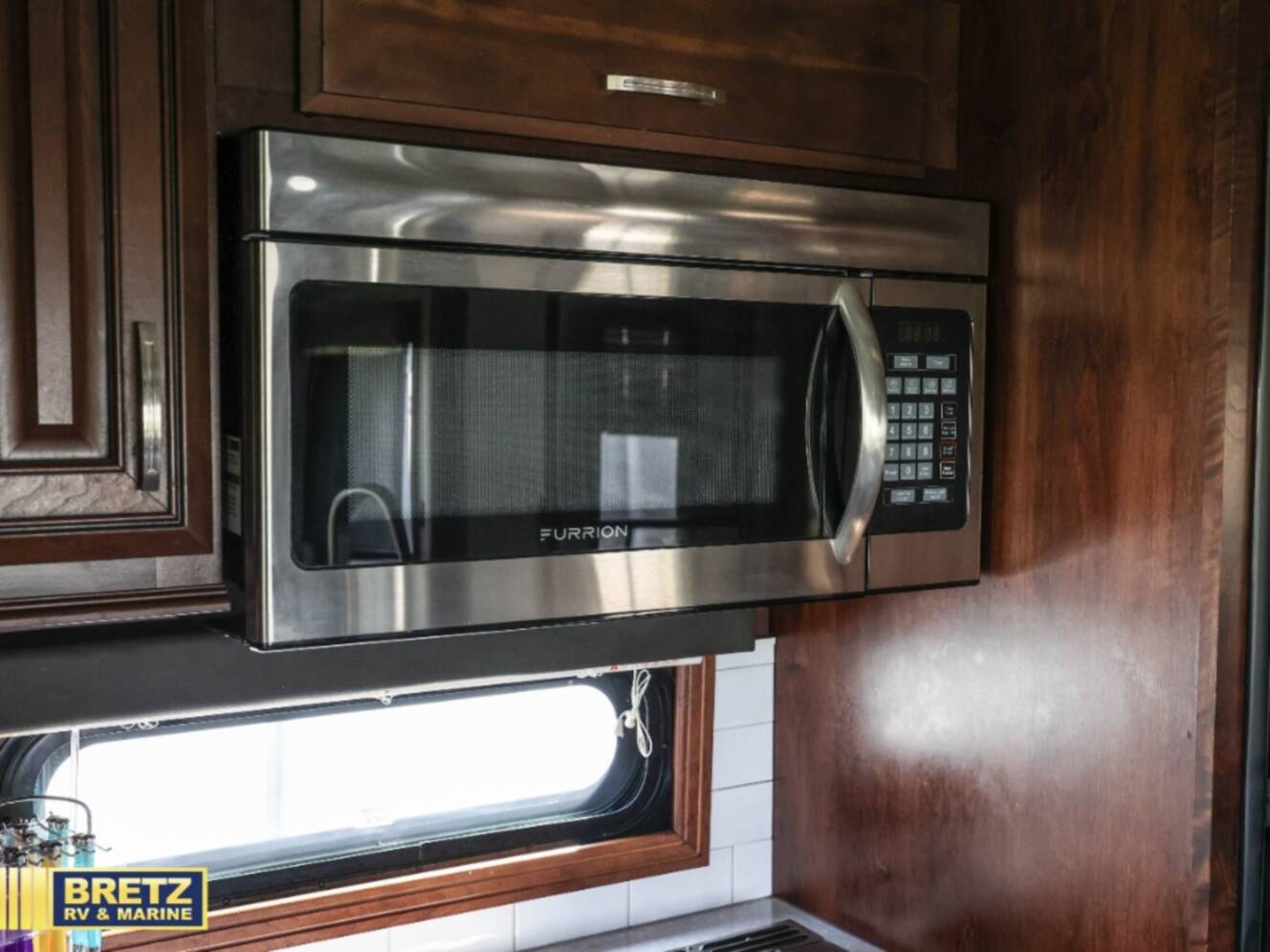 A photo of this 2019 Jayco Pinnacle 36SSWS