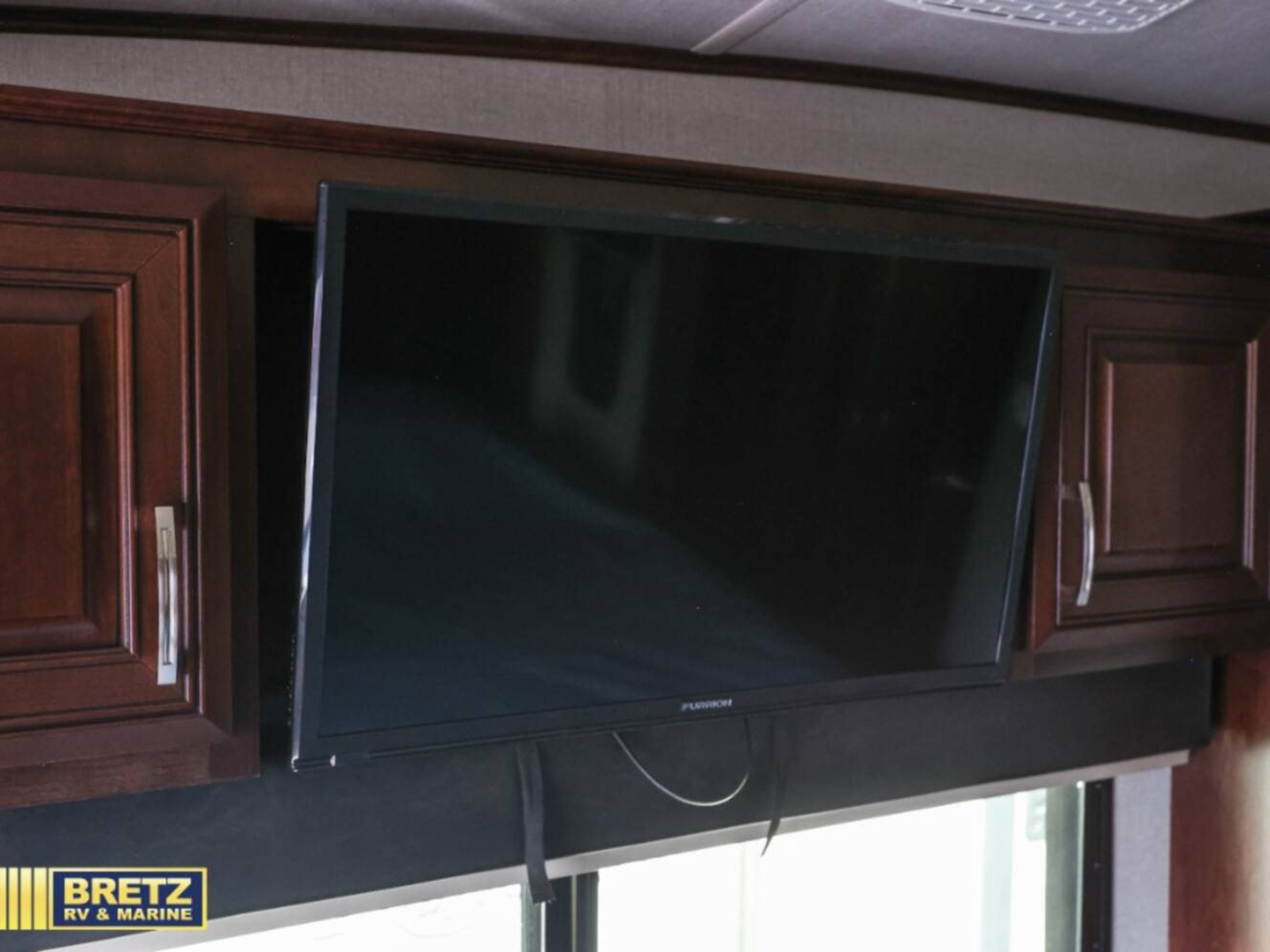 A photo of this 2019 Jayco Pinnacle 36SSWS