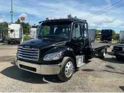 2025 Freightliner M2 106