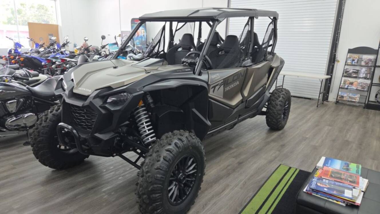A photo of this 2026 Honda® Talon 1000R-4 FOX Live Valve