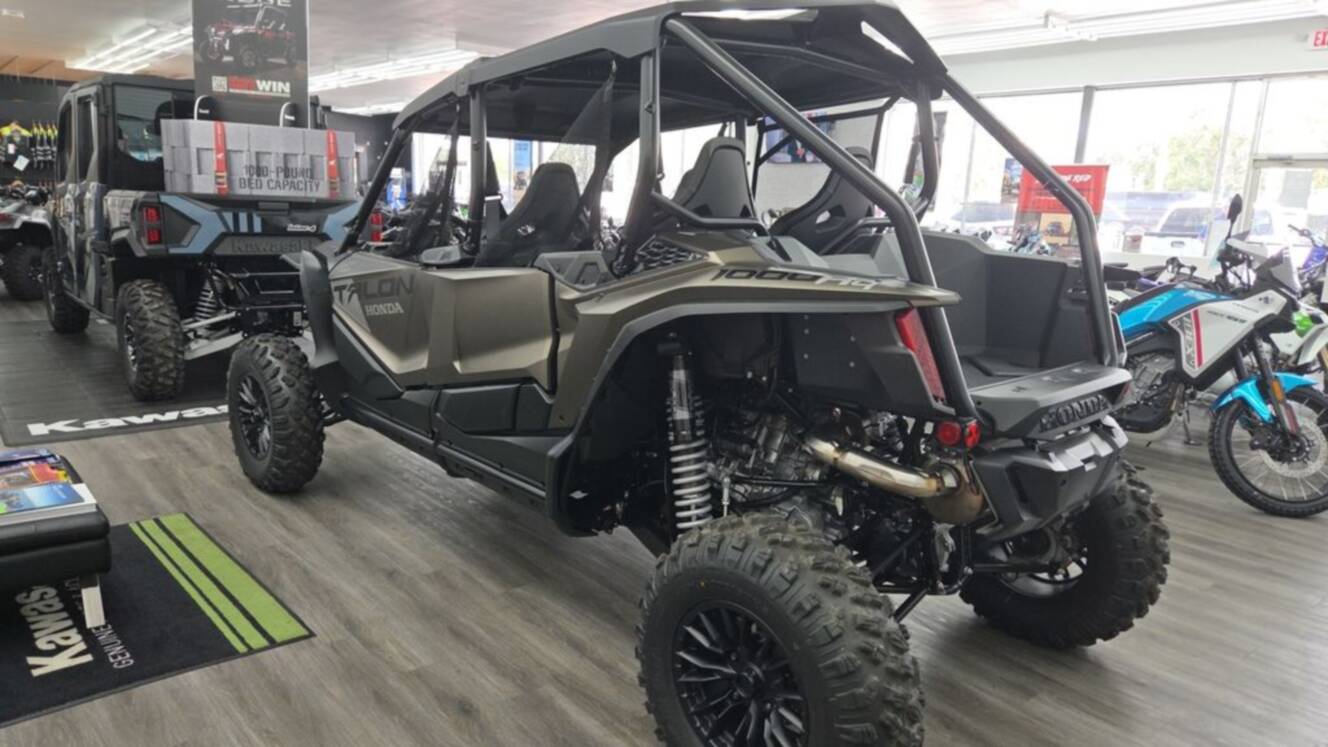 A photo of this 2026 Honda® Talon 1000R-4 FOX Live Valve