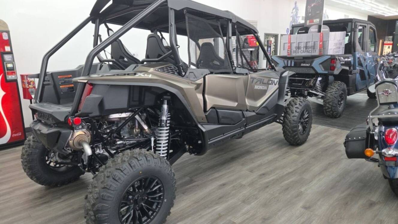 A photo of this 2026 Honda® Talon 1000R-4 FOX Live Valve
