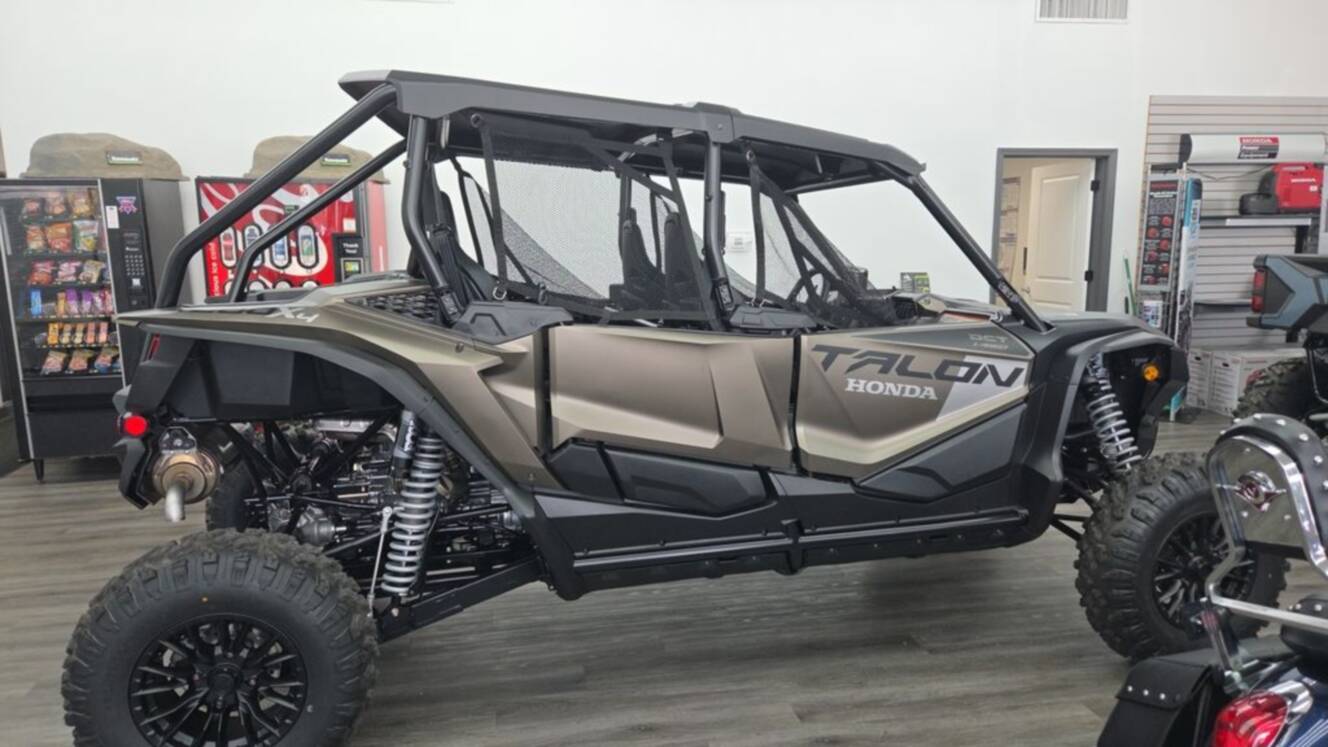 A photo of this 2026 Honda® Talon 1000R-4 FOX Live Valve