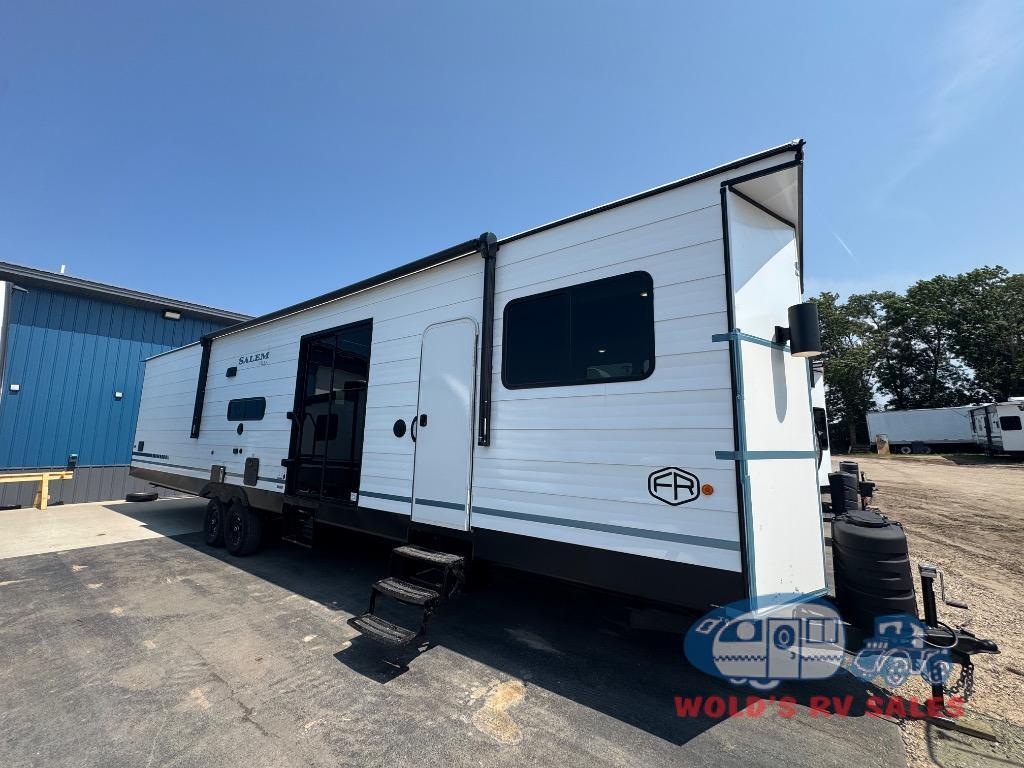 2027 Forest River Rv Salem Villa Series 42DMS in detroit lakes MN
