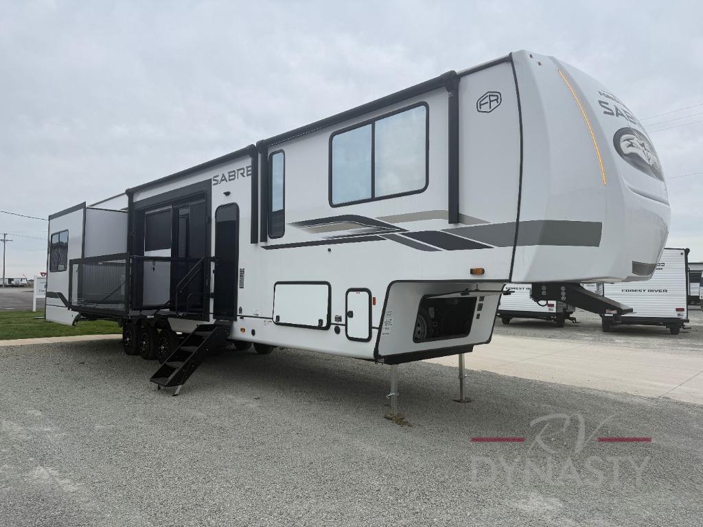 2026 Forest River Rv Cherokee Sabre 38RVHUNTER RV