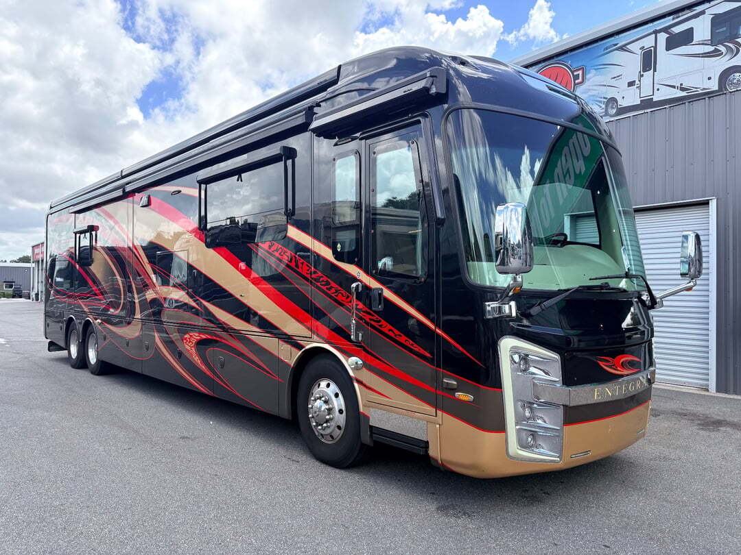 2017 Entegra Coach Anthem 44B in seffner FL