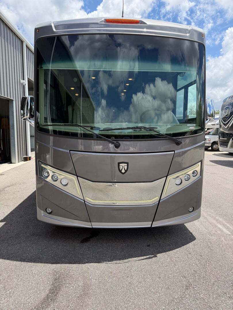 2022 Thor Motor Coach Palazzo 33.5 in seffner FL
