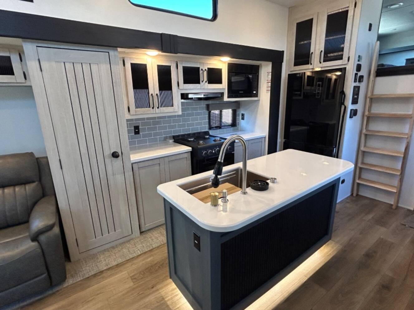A photo of this 2026 Forest River Rv Puma Vista 420LFT