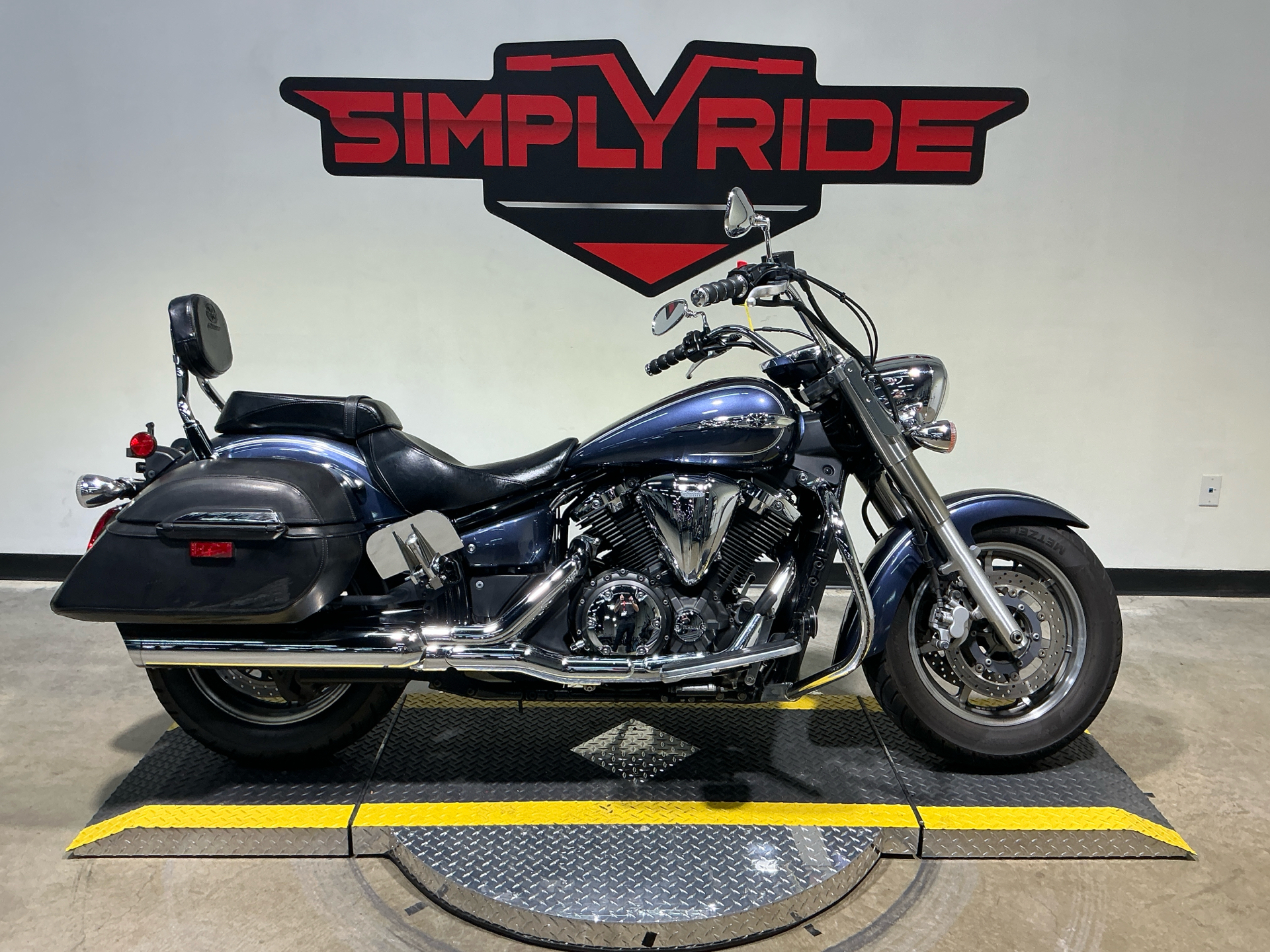 2015 Yamaha V Star 1300 Tourer 1300 TOURER in Eden Prairie, MN