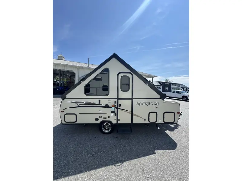 2015 FOREST RIVER ROCKWOOD A194HW