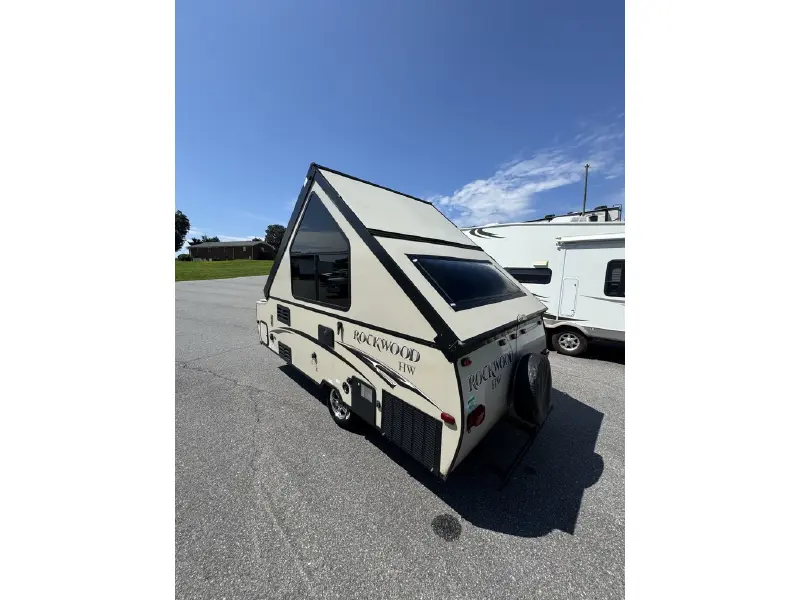 2015 FOREST RIVER ROCKWOOD A194HW