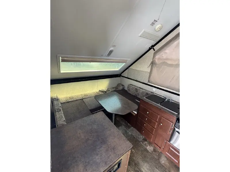 2015 FOREST RIVER ROCKWOOD A194HW