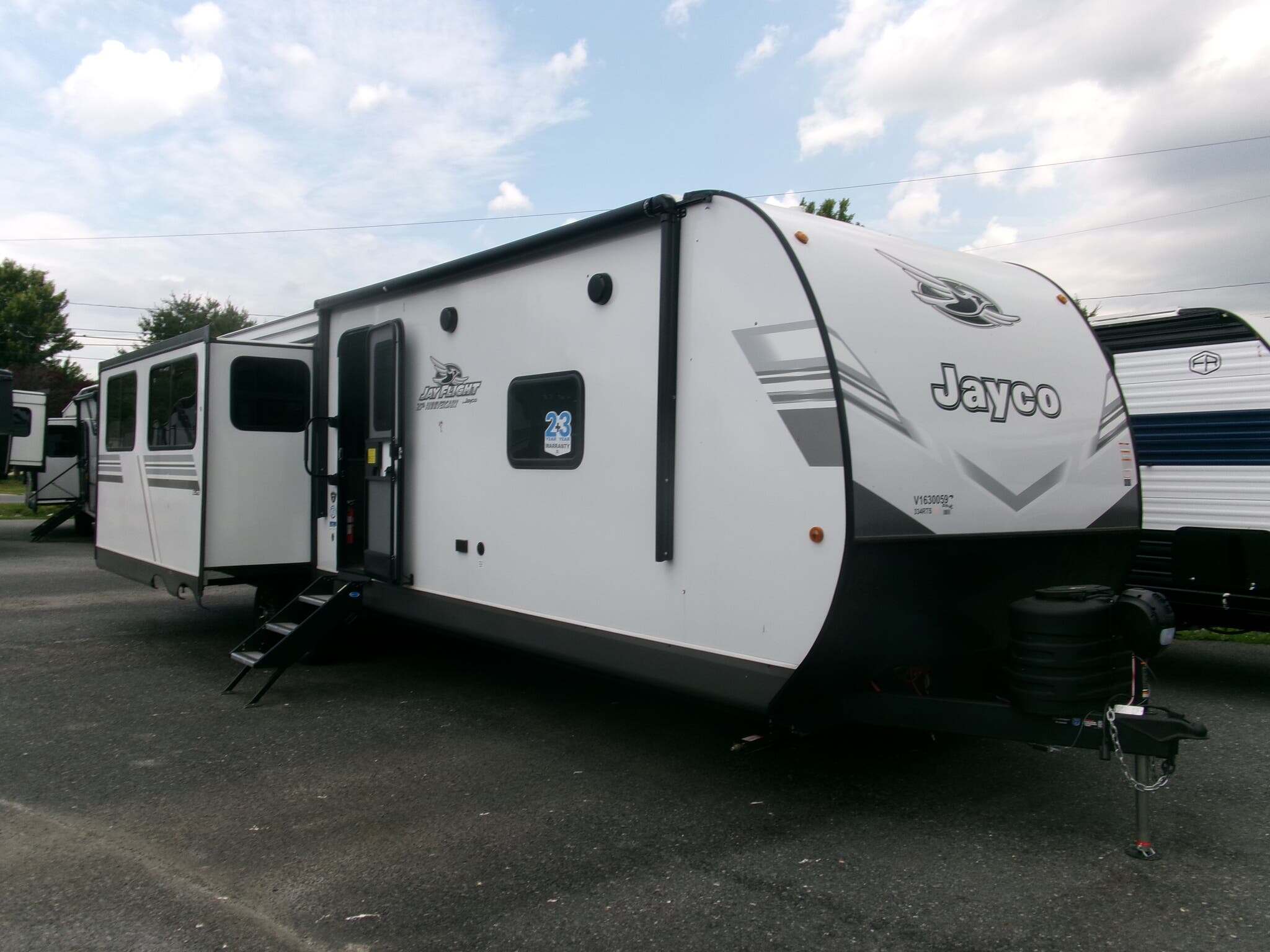 2027 Jayco Jay Flight SLX 334RTS in duncansville PA