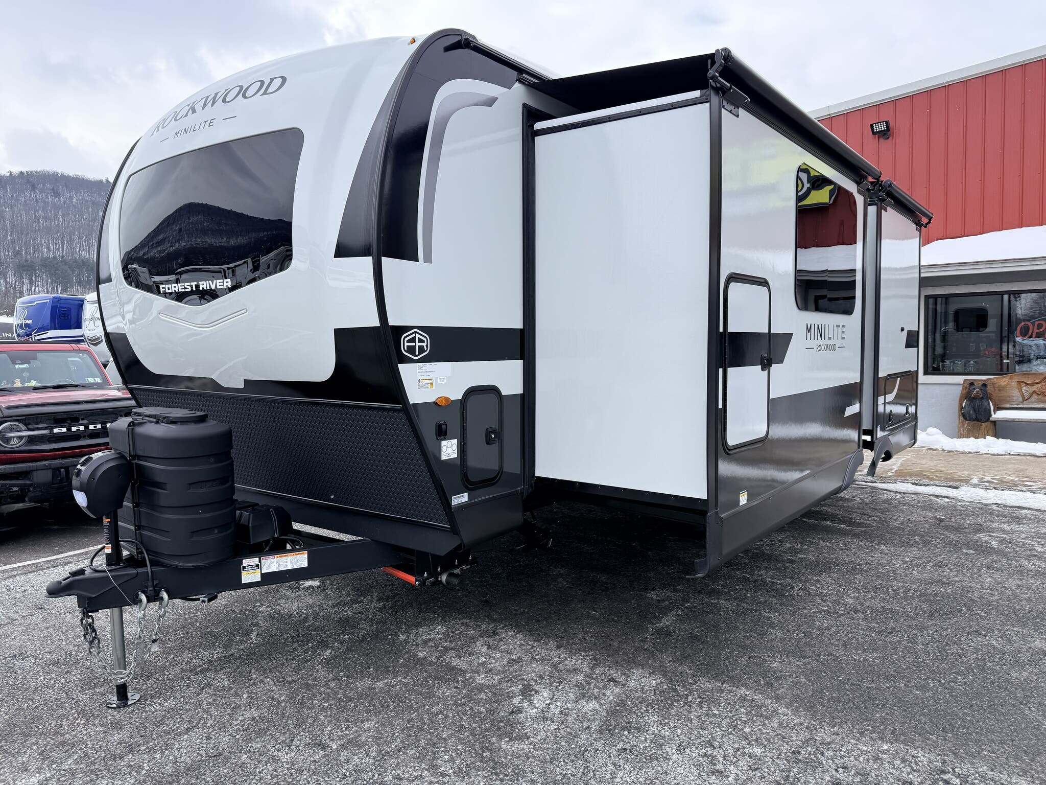 2026 Forest River Rockwood Mini Lite 2523MBR in mill hall PA