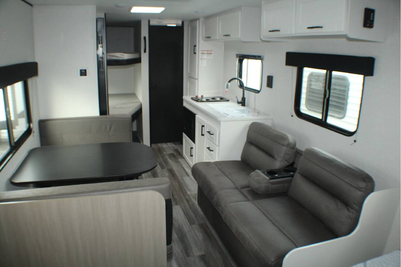 A photo of this 2026 Jayco Jay Flight SLX 250BH