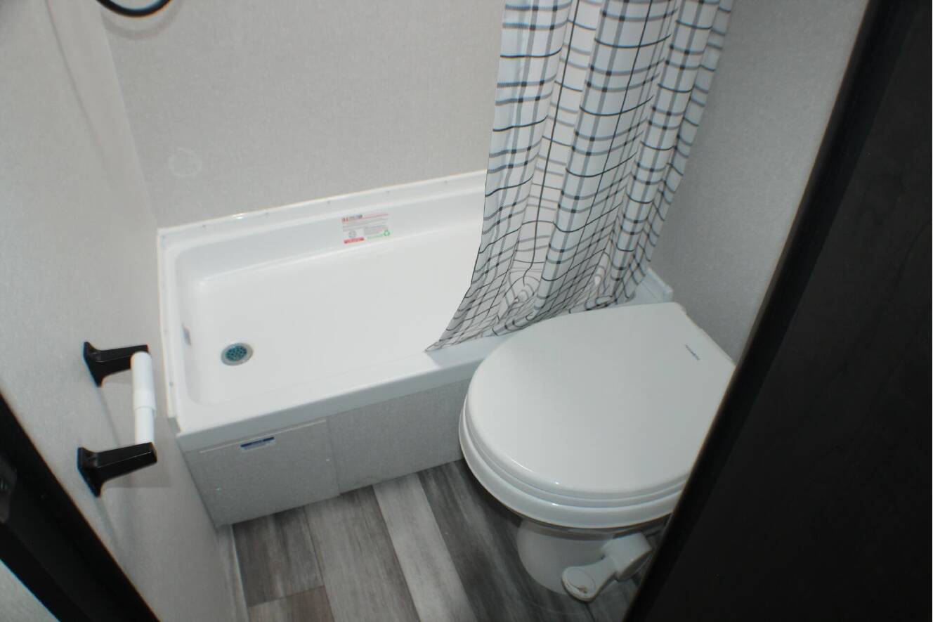 A photo of this 2026 Jayco Jay Flight SLX 250BH