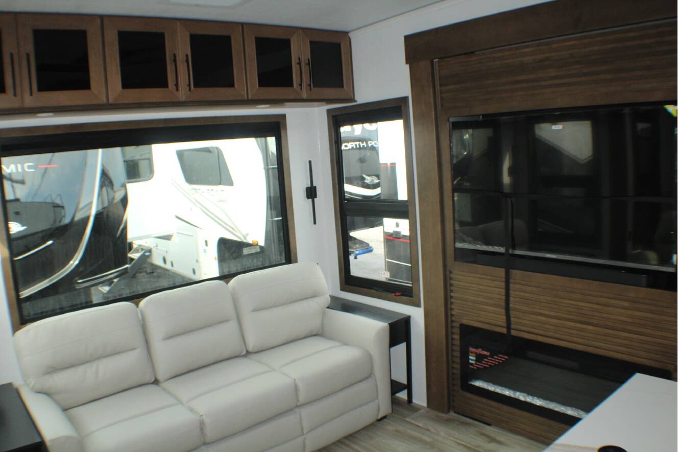 A photo of this 2026 Keystone Montana 3100RL