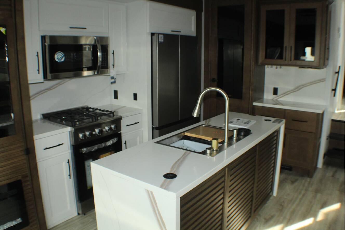 A photo of this 2026 Keystone Montana 3100RL