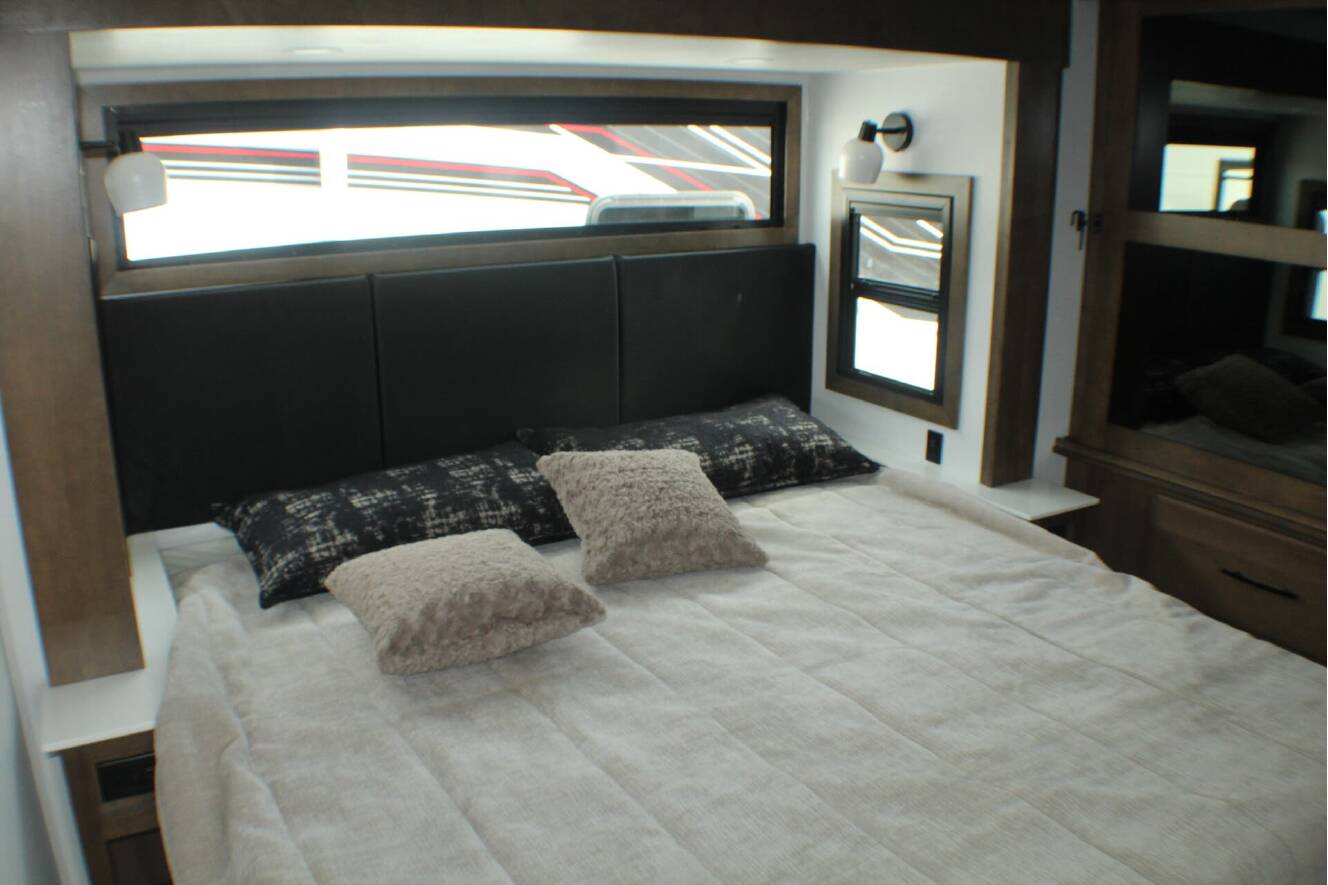 A photo of this 2026 Keystone Montana 3100RL